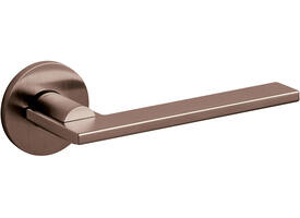 Olivari deurkruk Open + ronde geveerde rozet 51x5mm met nokken en doorgaande bevestiging Brons mat titaan PVD