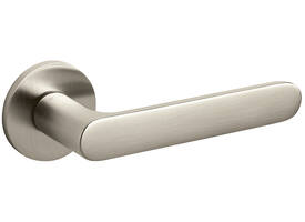 Olivari deurkruk Icona + ronde geveerde rozet 51x5mm met nokken en doorgaande bevestiging Nikkel mat titaan PVD
