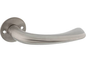 Deurkruk Gatdeel, model "Erick" voor 8mm stift, vastdraaibaar op rozet Ø55mm met 2 schroefgaten h.o.h 38mm